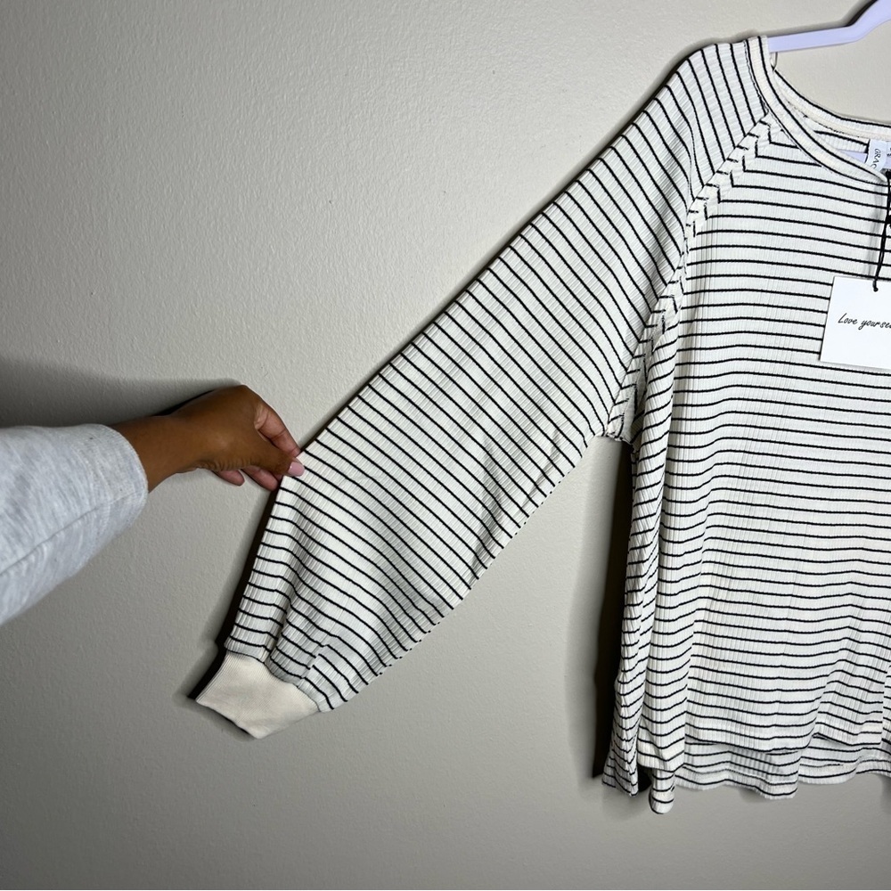 Grace +‎ Karma Striped Ribbed Long Sleeve Top - Picture 6 of 10